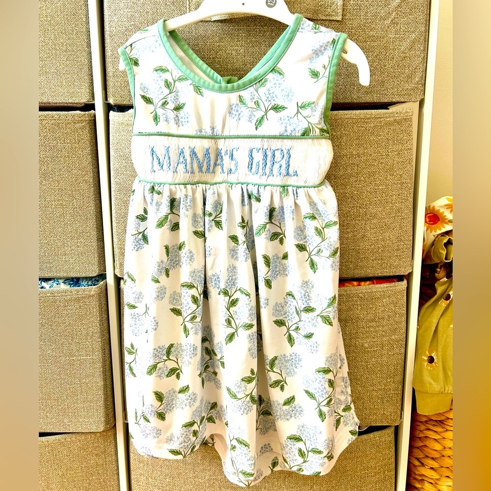 Smocking Dog Boutique Hydrangea Bow Dress 3T